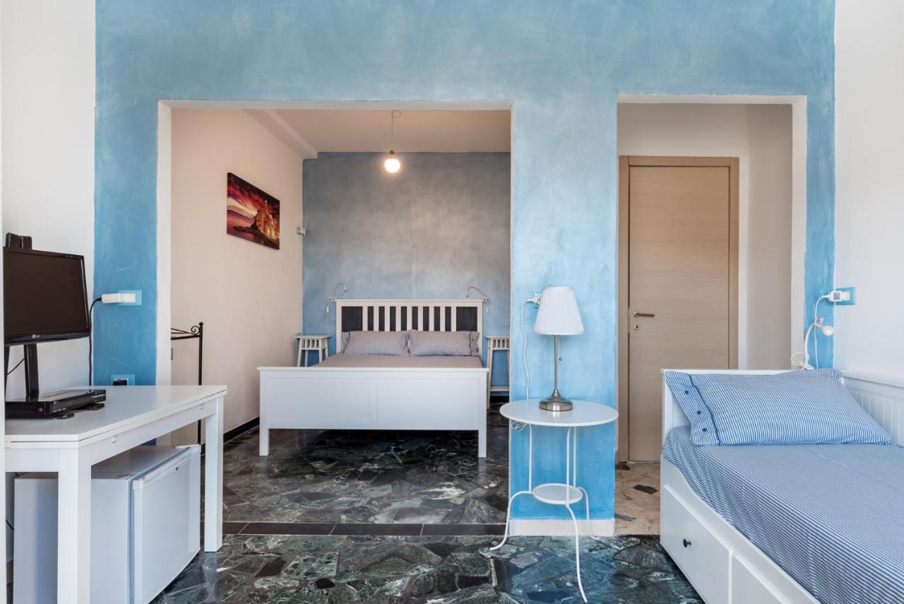 Triple Room Private Bathroom
