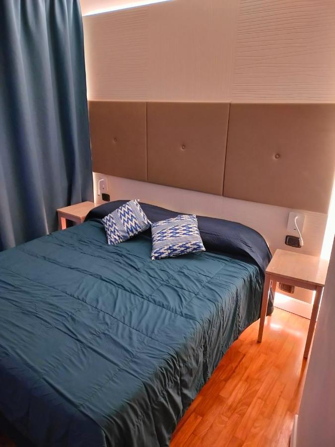 Double or Twin Room Sea View